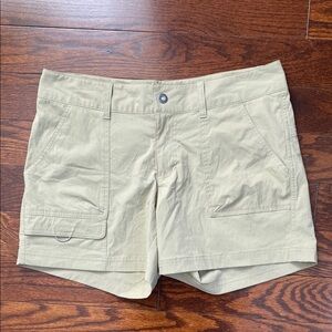 Columbia Womens Size 10 Hiking Shorts Nylon Pockets
